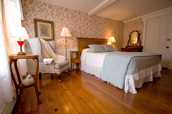 Inn at Duck Creeke Room 27